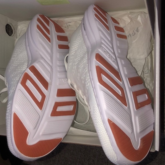 APL techloom pro white sneakers 11 - Picture 8 of 11